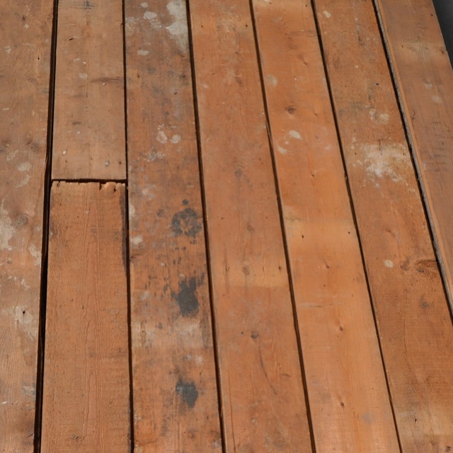 Oude grenen vloerdelen 