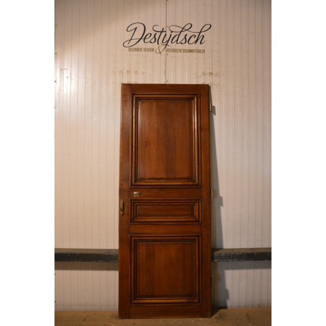 Oude opdek paneeldeur 