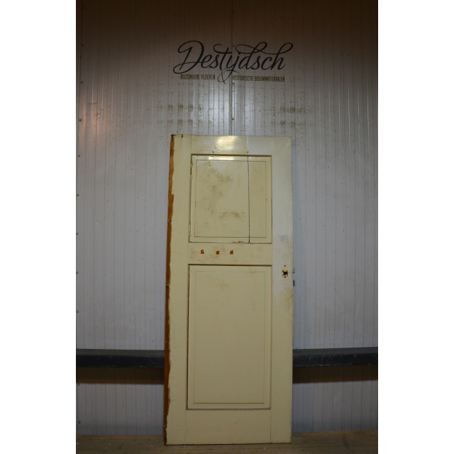 Oude tweevaks paneeldeur               