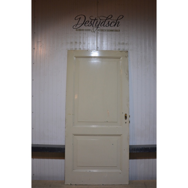 Oude tweevaks paneeldeur               
