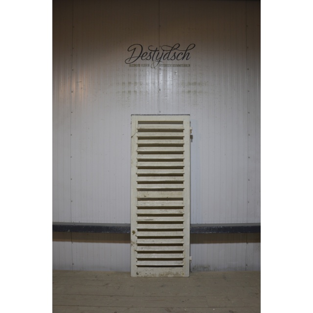 ​​Oude louvreluik 