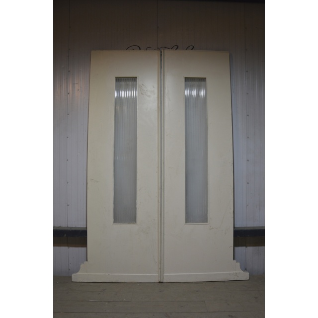 Set oude deuren met glas 