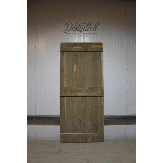 Loftdeur van oud hout 