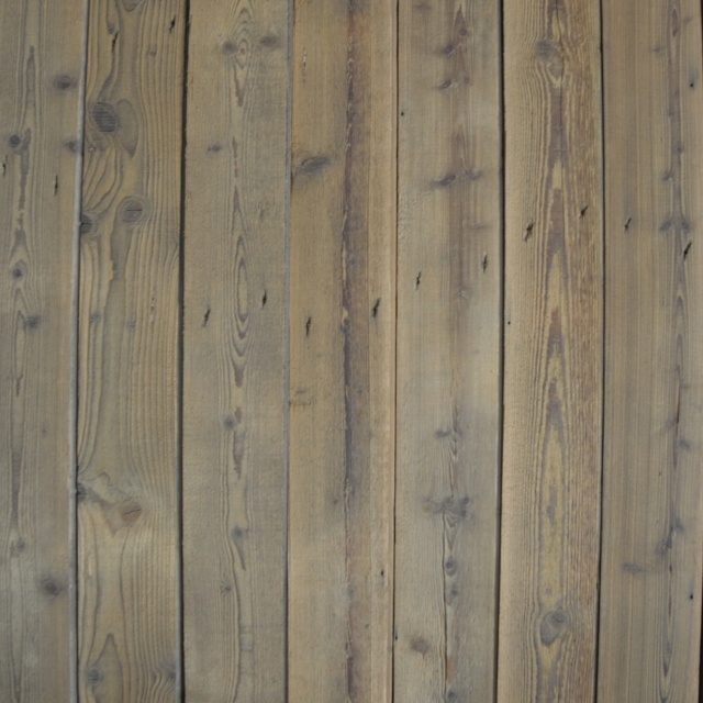 Geborstelde oude grenen planken 