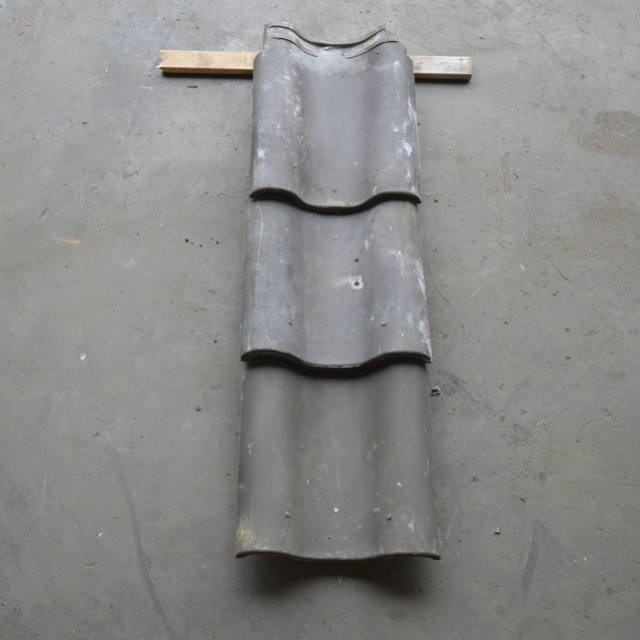 Partij gebruikte OVH gevelpannen met dubbele wel blauwgesmoord 