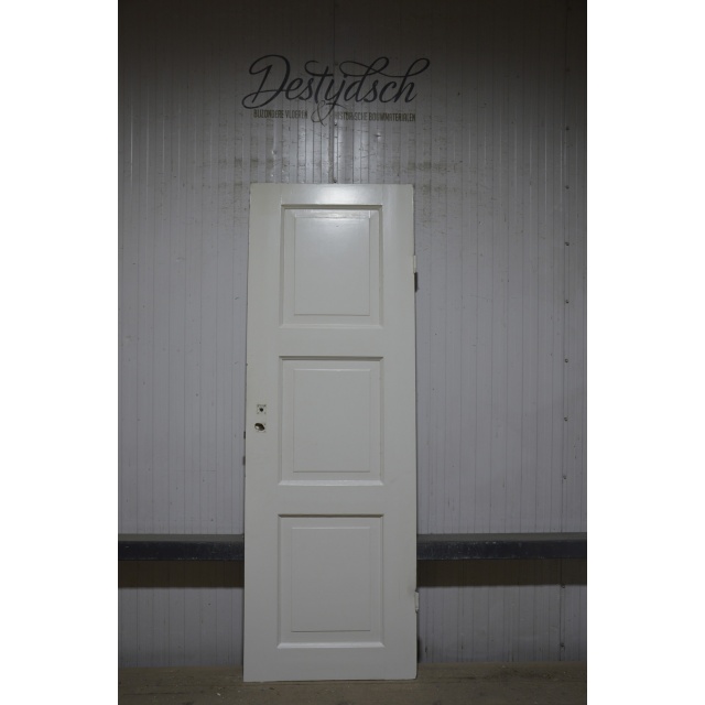 Oude drievaks paneeldeur 