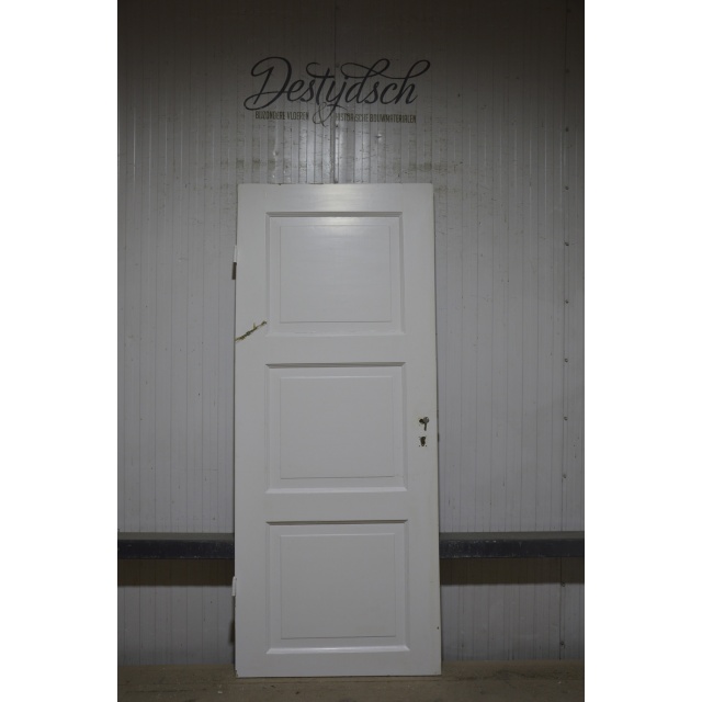 Oude drievaks paneeldeur 